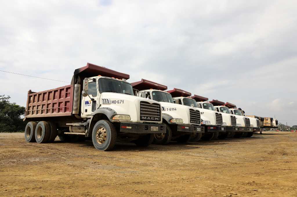 Mack Granite