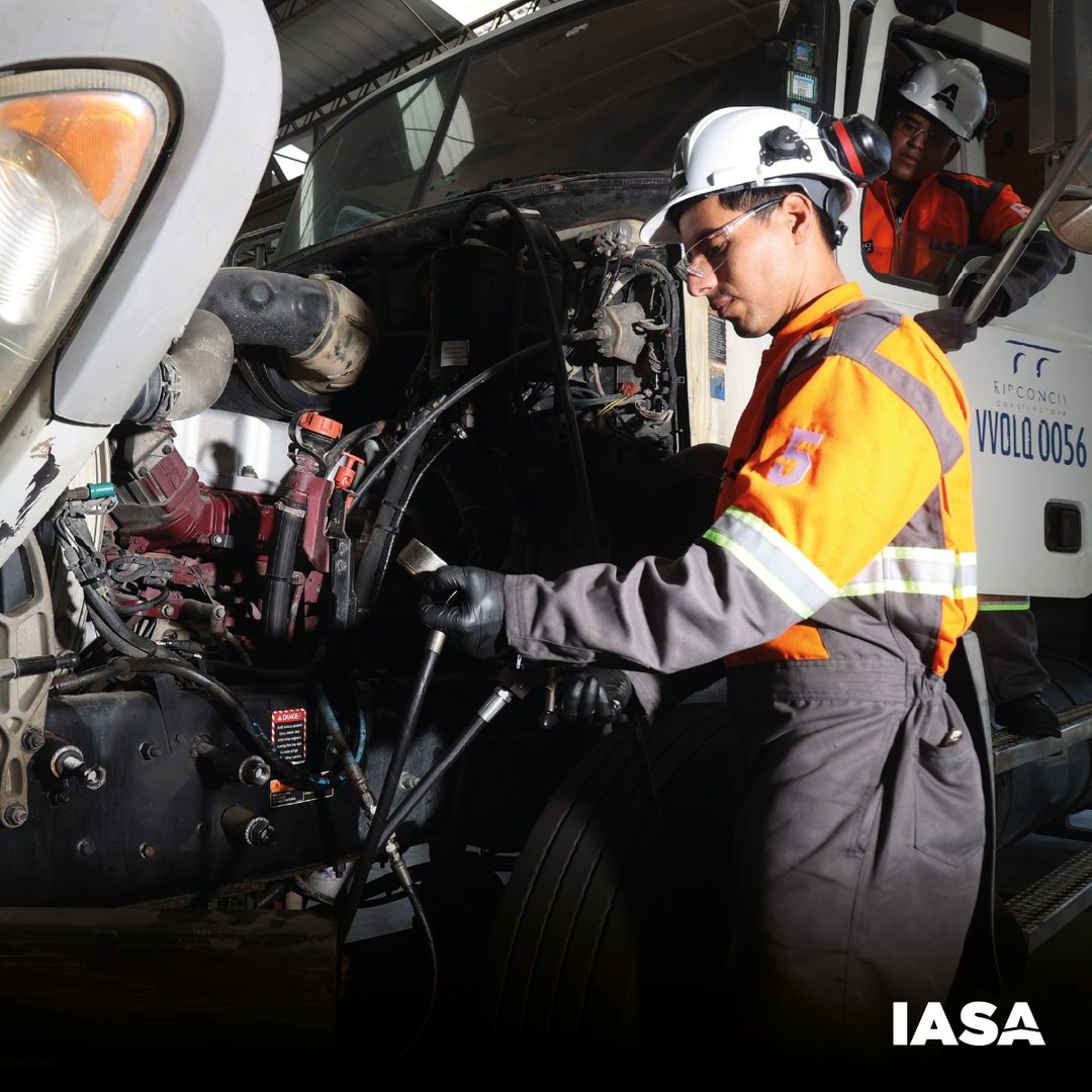 Mantenimiento de Camiones IASA: Confianza que Recorre Distancias